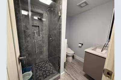 25 Berkshire Dr, Winchester, MA 01890 - Photo 19