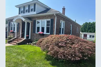 61 Catherine St, Chicopee, MA 01013 - Photo 1