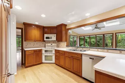 23 Banbury Dr, Westford, MA 01886 - Photo 13