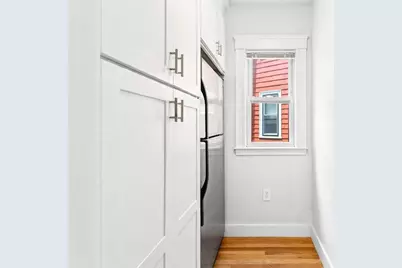 9 Bailey St #3, Boston, MA 02124 - Photo 3