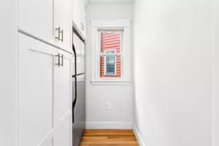 9 Bailey St, Boston, MA 02124 - Photo 3