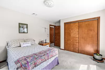 65 Plain St, Easthampton, MA 01027 - Photo 23