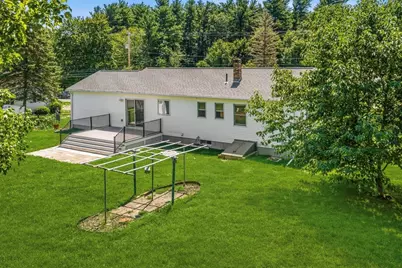 65 Plain St, Easthampton, MA 01027 - Photo 7