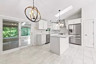25 Butterfly Trail, Dartmouth, MA 02747 - Photo 11