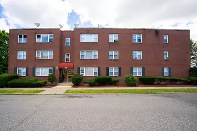 949 Hampden Street #3A, Holyoke, MA 01040 - Photo 3
