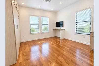 9 Sixth St #8, Chelsea, MA 02150 - Photo 3