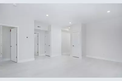 1540 N Shore Road #305, Revere, MA 02151 - Photo 3