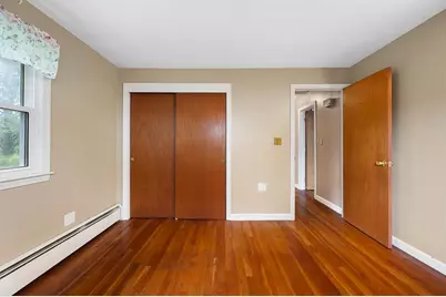 11 Lyndale Rd, Worcester, MA 01606 - Photo 7