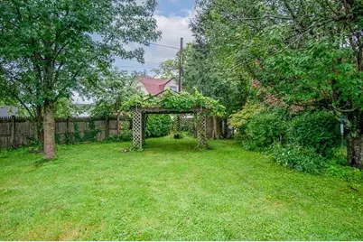 11 Lyndale Rd, Worcester, MA 01606 - Photo 35