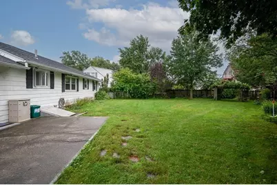 11 Lyndale Rd, Worcester, MA 01606 - Photo 37