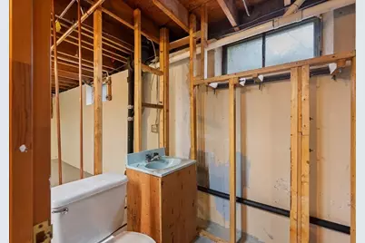 11 Lyndale Rd, Worcester, MA 01606 - Photo 27