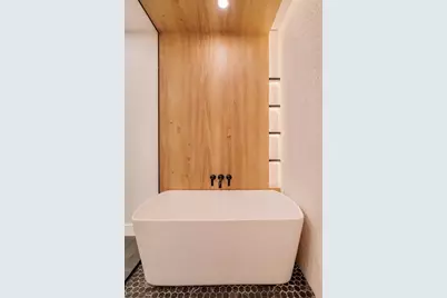 79 Park St #1, Brookline, MA 02446 - Photo 29