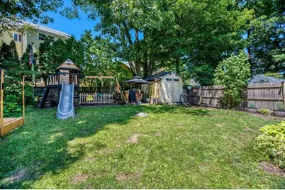 120 Brown Ave, Boston, MA 02131 - Photo 9