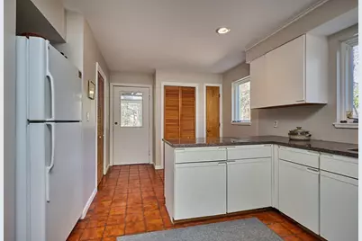 494 Station Rd, Amherst, MA 01002 - Photo 11