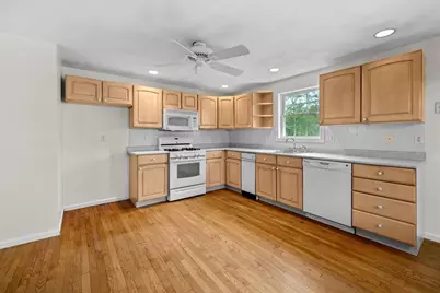27 Mooney Road, Salem, MA 01970 - Photo 11