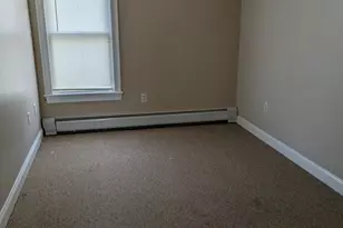 26 Gallup St, North Adams, MA 01247 - Photo 9