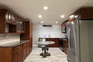 86 Maple St, Waltham, MA 02453 - Photo 1