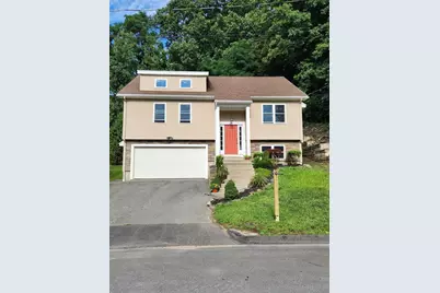 29 Buckley Rd, Worcester, MA 01602 - Photo 1