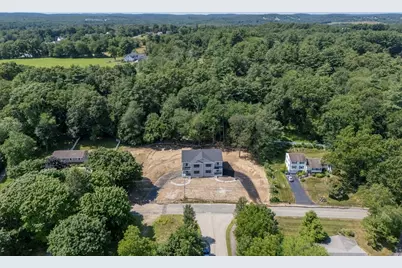 27 Rollins #B, Groveland, MA 01834 - Photo 3