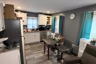 37 Hunt St, Brockton, MA 02302 - Photo 5