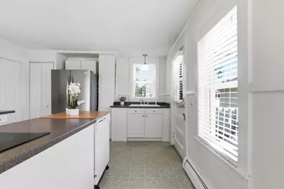 26 Quimby Ave, Woburn, MA 01801 - Photo 15