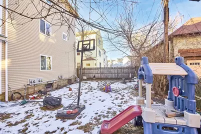 35 Arthur St #2&3, Worcester, MA 01604 - Photo 37