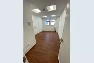 233 Harvard St #3rd, Brookline, MA 02446 - Photo 11