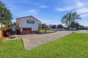 619 East St, Ludlow, MA 01056 - Photo 3