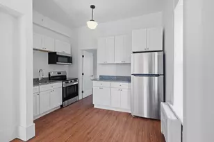 105 High St, Holyoke, MA 01040 - Photo 3
