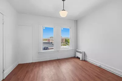 105 High St #3D, Holyoke, MA 01040 - Photo 5