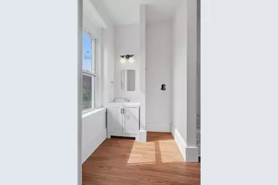105 High St #3D, Holyoke, MA 01040 - Photo 7