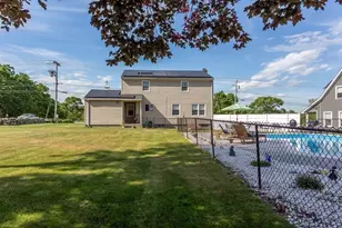 583 Whetstone Hill Rd, Somerset, MA 02726 - Photo 7
