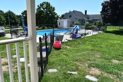 583 Whetstone Hill Rd, Somerset, MA 02726 - Photo 27