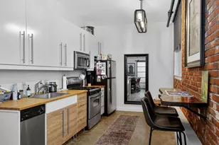 7 Crombie St, Salem, MA 01970 - Photo 5