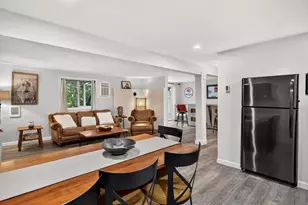 8 Theatre Dr, Falmouth, MA 02536 - Photo 27