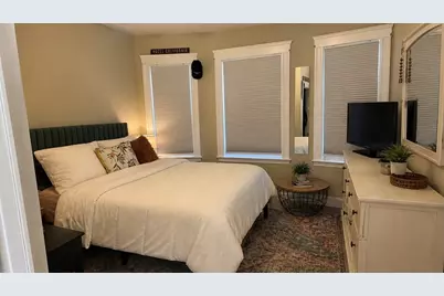 113 Hillsdale Rd #2, Somerville, MA 02144 - Photo 5