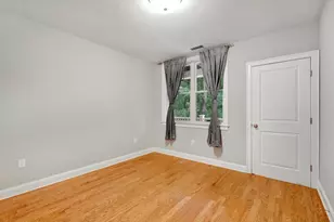 2 Inwood Dr, Woburn, MA 01801 - Photo 11