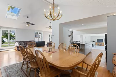 5 Carol Ann Rd, Peabody, MA 01960 - Photo 7