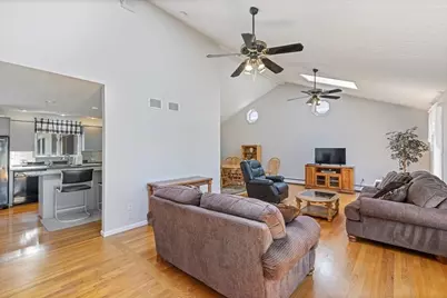 5 Carol Ann Rd, Peabody, MA 01960 - Photo 5