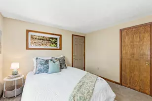 41 Mountain St, Woburn, MA 01801 - Photo 23