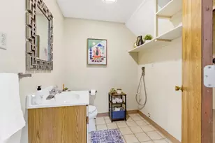 41 Mountain St, Woburn, MA 01801 - Photo 13