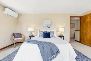41 Mountain St, Woburn, MA 01801 - Photo 19
