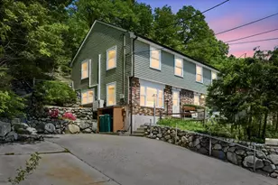 41 Mountain St, Woburn, MA 01801 - Photo 31