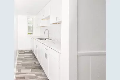 20 N Manchester St #2, Brockton, MA 02302 - Photo 5