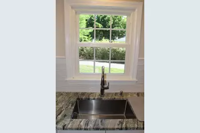 206 Debbie Drive, Leominster, MA 01453 - Photo 5