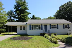 206 Debbie Dr, Leominster, MA 01453 - Photo 1