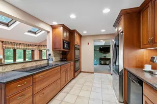 140 Thurlow St, Georgetown, MA 01833 - Photo 5