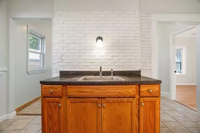 178 Walnut St, Leominster, MA 01453 - Photo 15