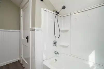178 Walnut St, Leominster, MA 01453 - Photo 37