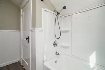 178 Walnut St, Leominster, MA 01453 - Photo 37